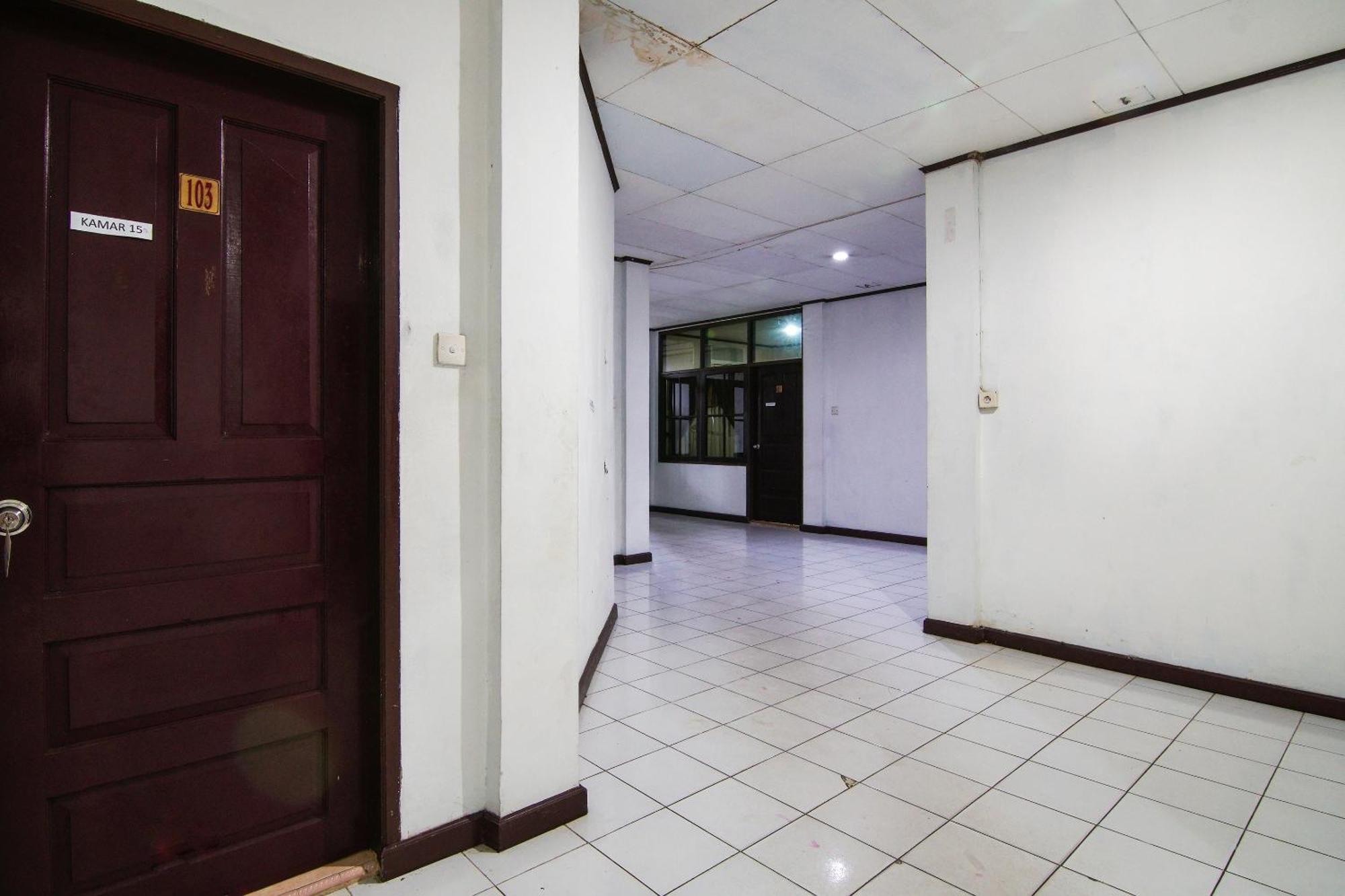Oyo 92330 Hotel Rindu Sempadan Near Taman Wisata Rindu Sempadan Pekanbaru Exterior photo