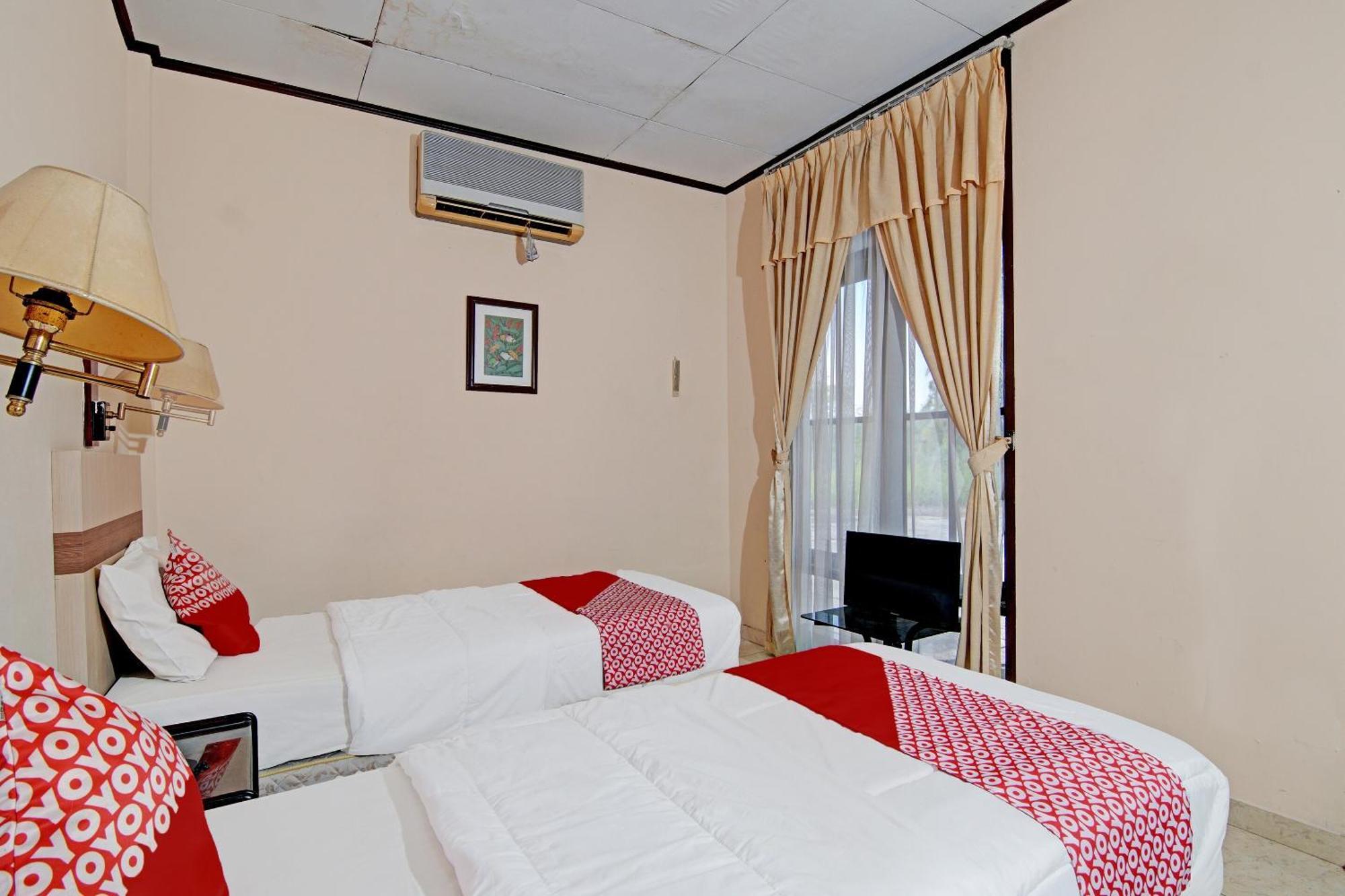Oyo 92330 Hotel Rindu Sempadan Near Taman Wisata Rindu Sempadan Pekanbaru Exterior photo